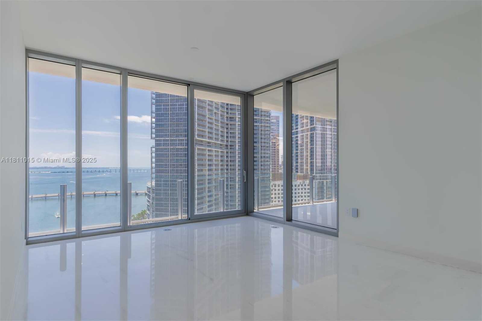 Small Image of 300 BISCAYNE BLVD WAY #1704, Miami Number 26