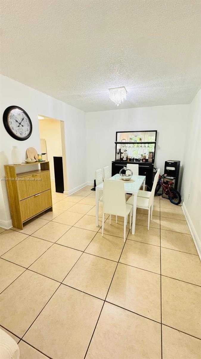 Small Image of 5122 NORTH WEST 79TH AVE #301, Doral Number 21