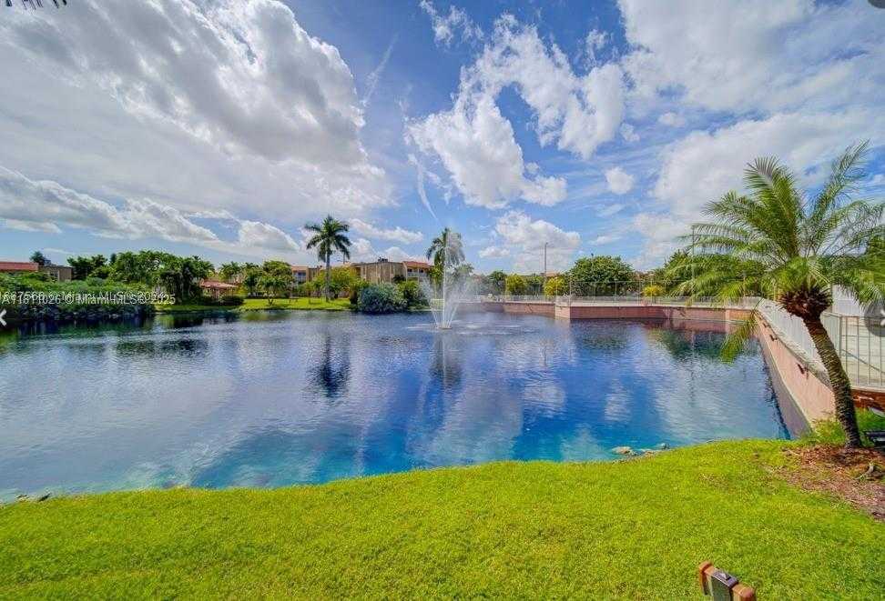 Small Image of 5122 NORTH WEST 79TH AVE #301, Doral Number 25
