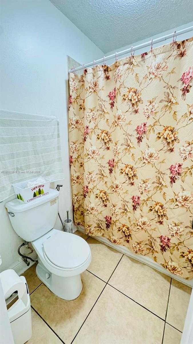 Small Image of 5122 NORTH WEST 79TH AVE #301, Doral Number 8
