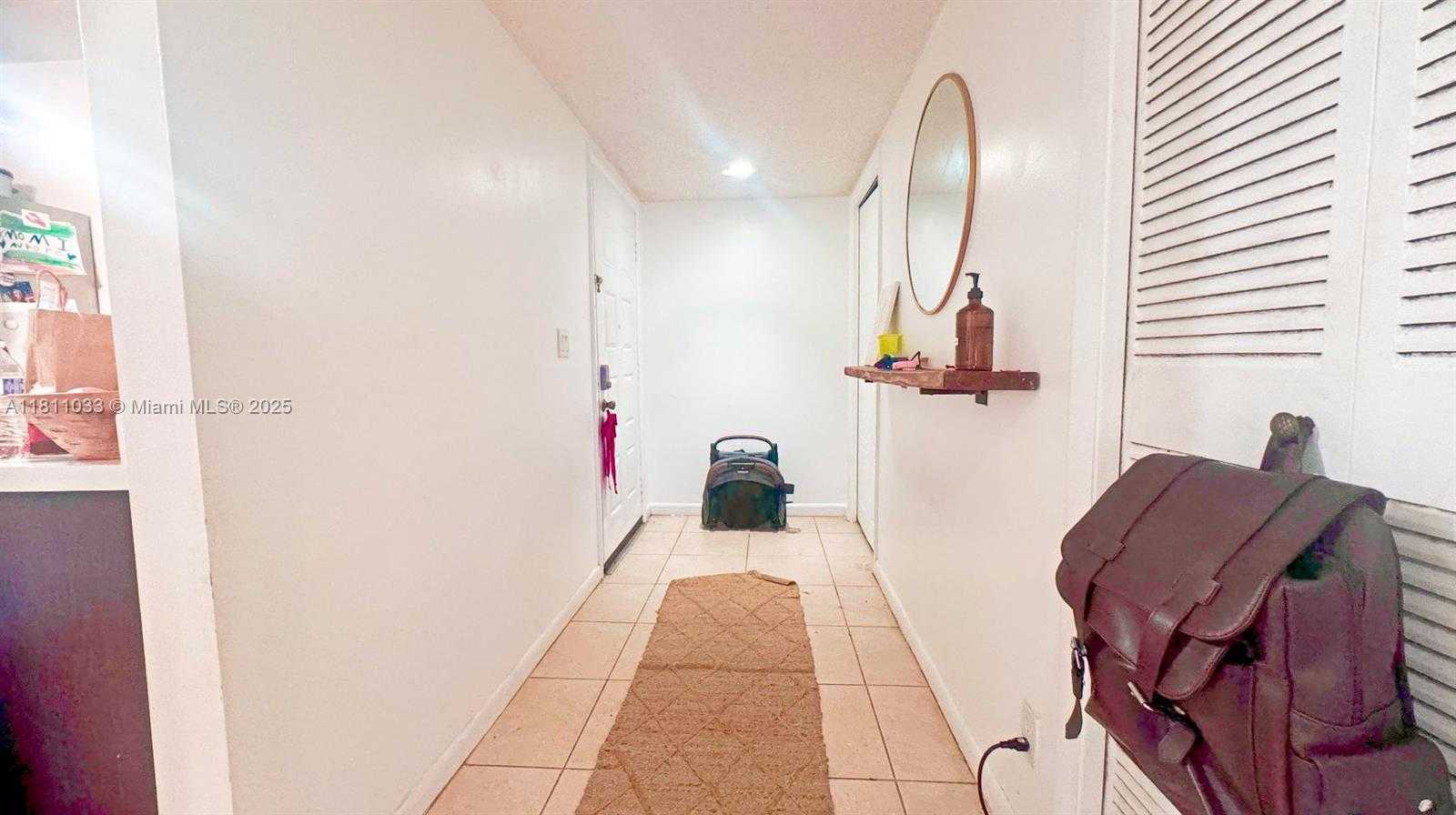 Small Image of 296 RACQUET CLUB RD #104, Weston Number 5