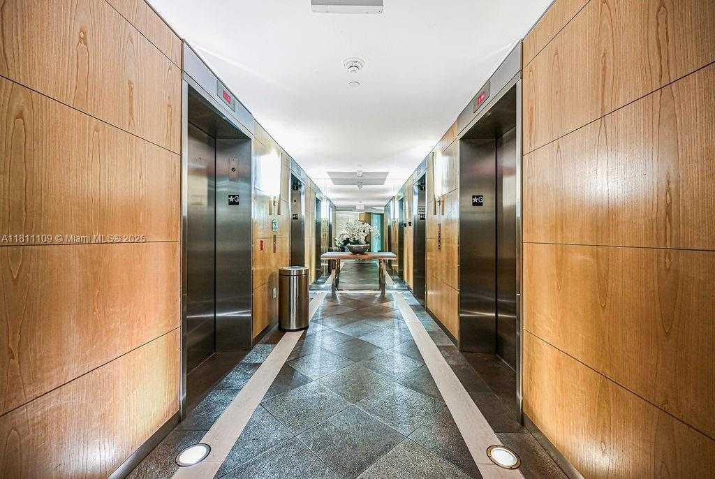 Small Image of 92 SOUTH WEST 3RD ST #4806, Miami Number 18