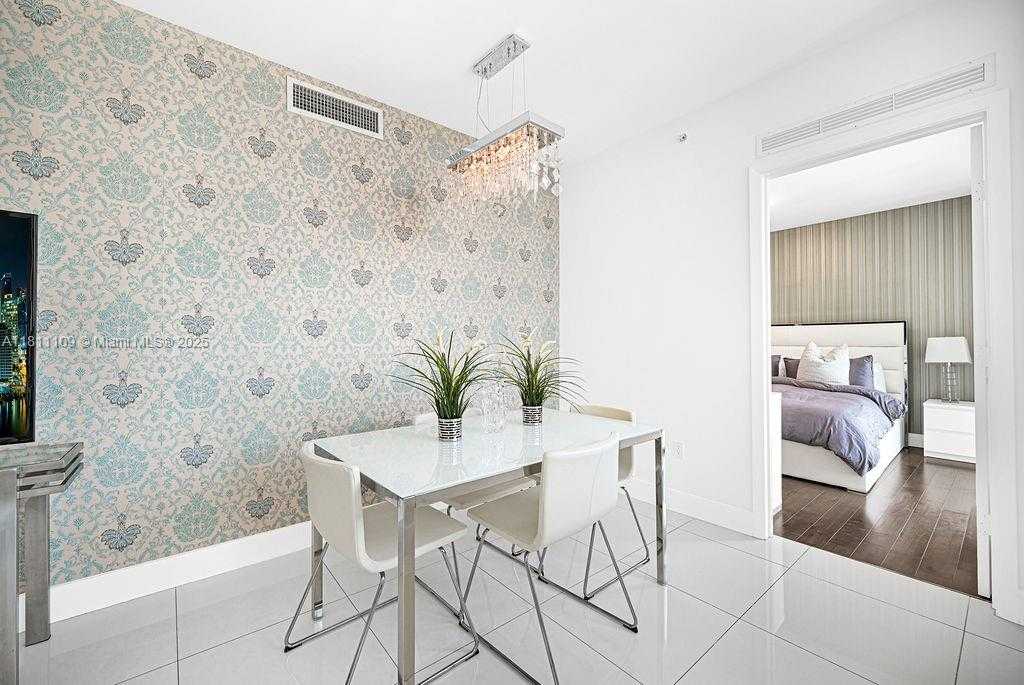 Small Image of 92 SOUTH WEST 3RD ST #4806, Miami Number 5