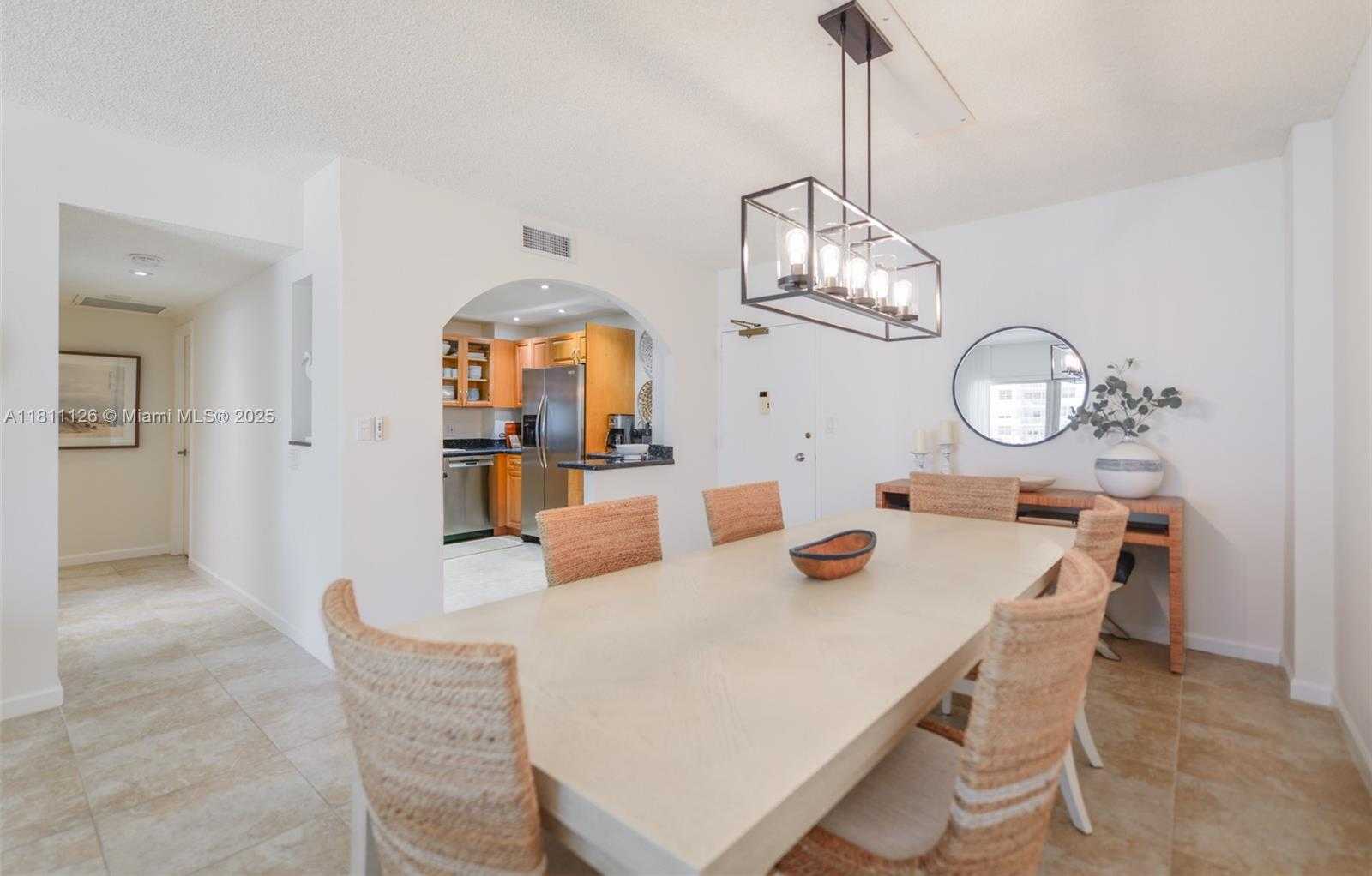 Small Image of 1950 SOUTH OCEAN DR #14G, Hallandale Beach Number 11