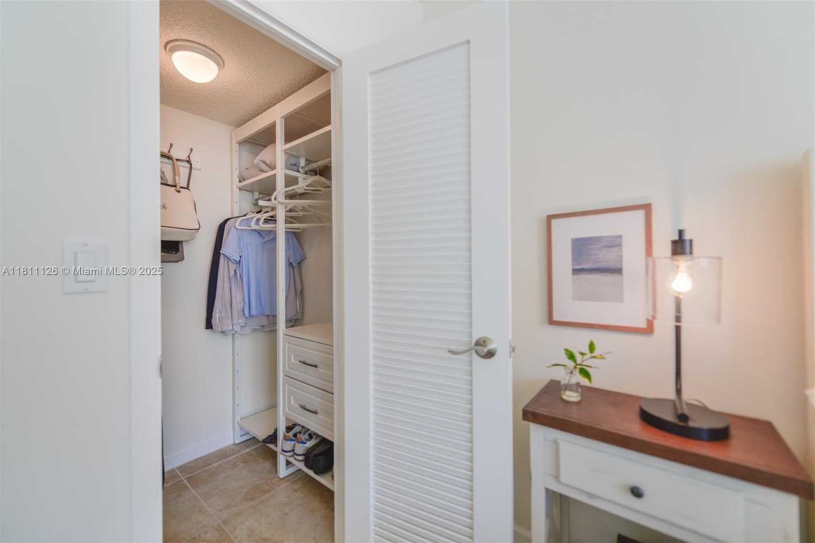 Small Image of 1950 SOUTH OCEAN DR #14G, Hallandale Beach Number 24