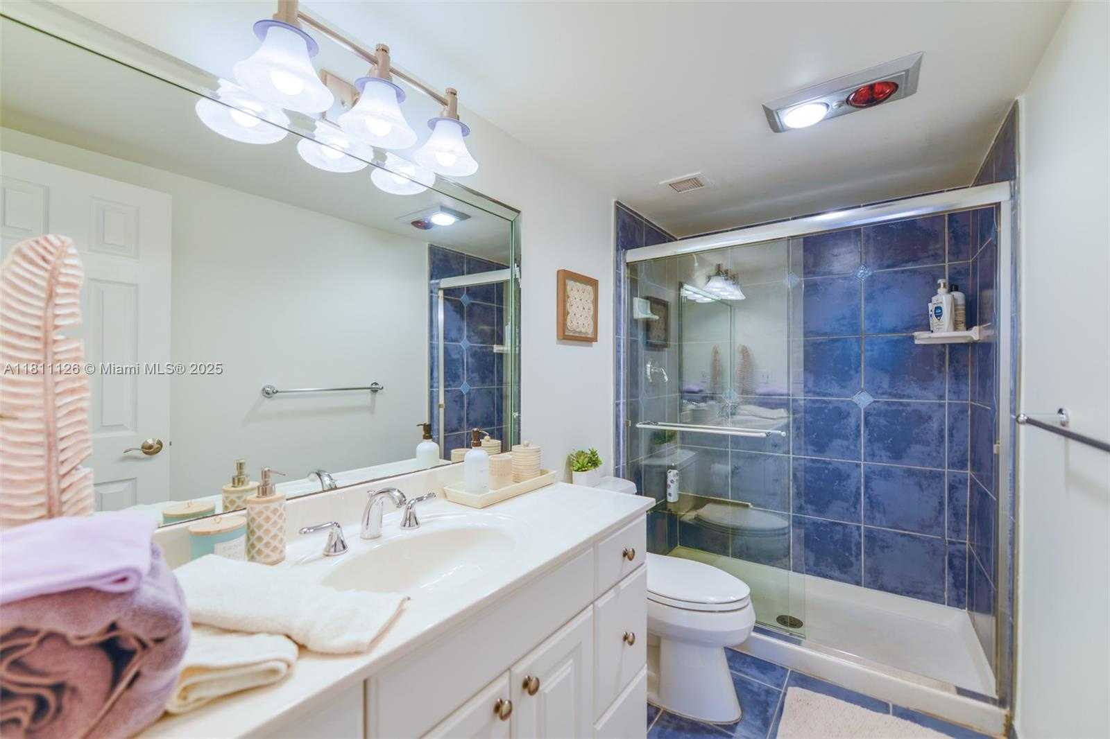 Small Image of 1950 SOUTH OCEAN DR #14G, Hallandale Beach Number 25