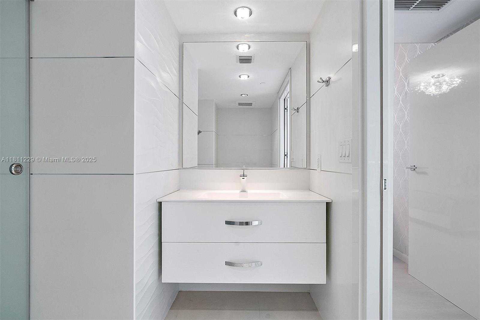 Small Image of 17201 COLLINS AVE #1205, Sunny Isles Beach Number 18