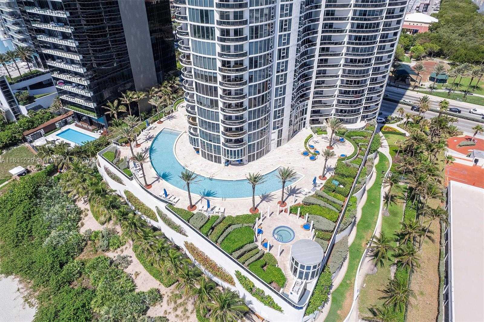 Small Image of 17201 COLLINS AVE #1205, Sunny Isles Beach Number 31