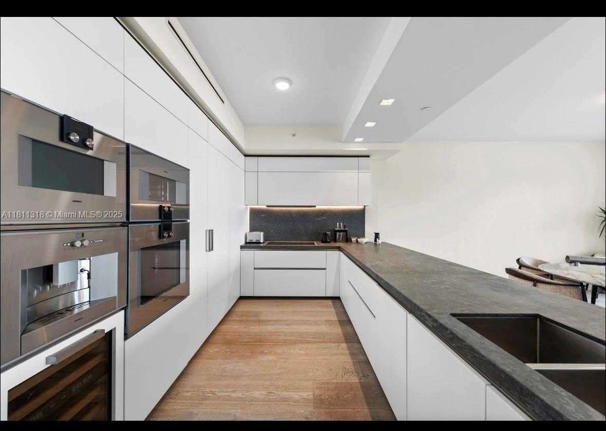 Small Image of 7055 FISHER ISLAND DR #7055, Miami Beach Number 10
