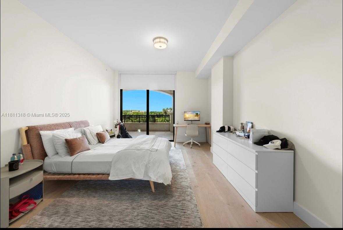 Small Image of 7055 FISHER ISLAND DR #7055, Miami Beach Number 12