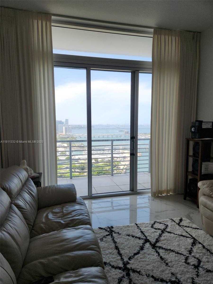 Small Image of 325 SOUTH BISCAYNE BLVD #UPH 14, Miami Number 10