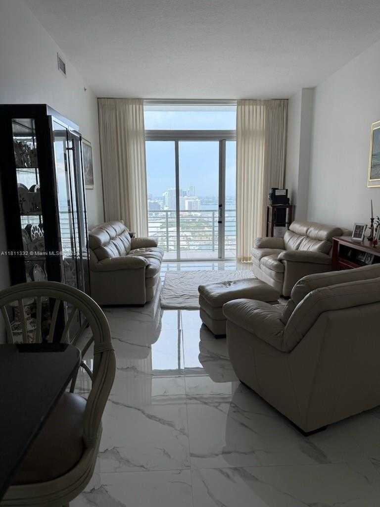 Small Image of 325 SOUTH BISCAYNE BLVD #UPH 14, Miami Number 11