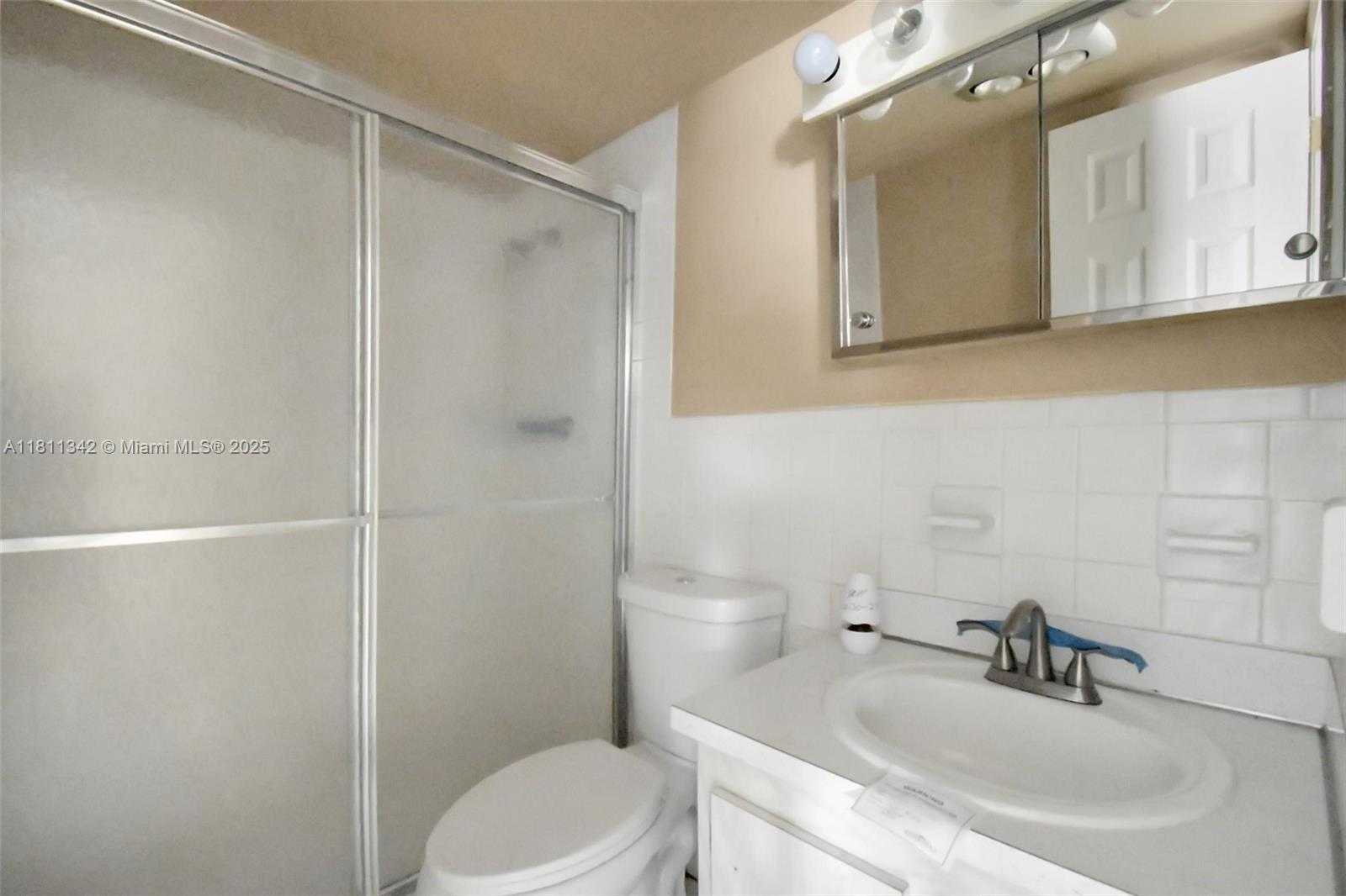 Small Image of 6211 SOUTH WEST 37TH ST #211, Davie Number 5