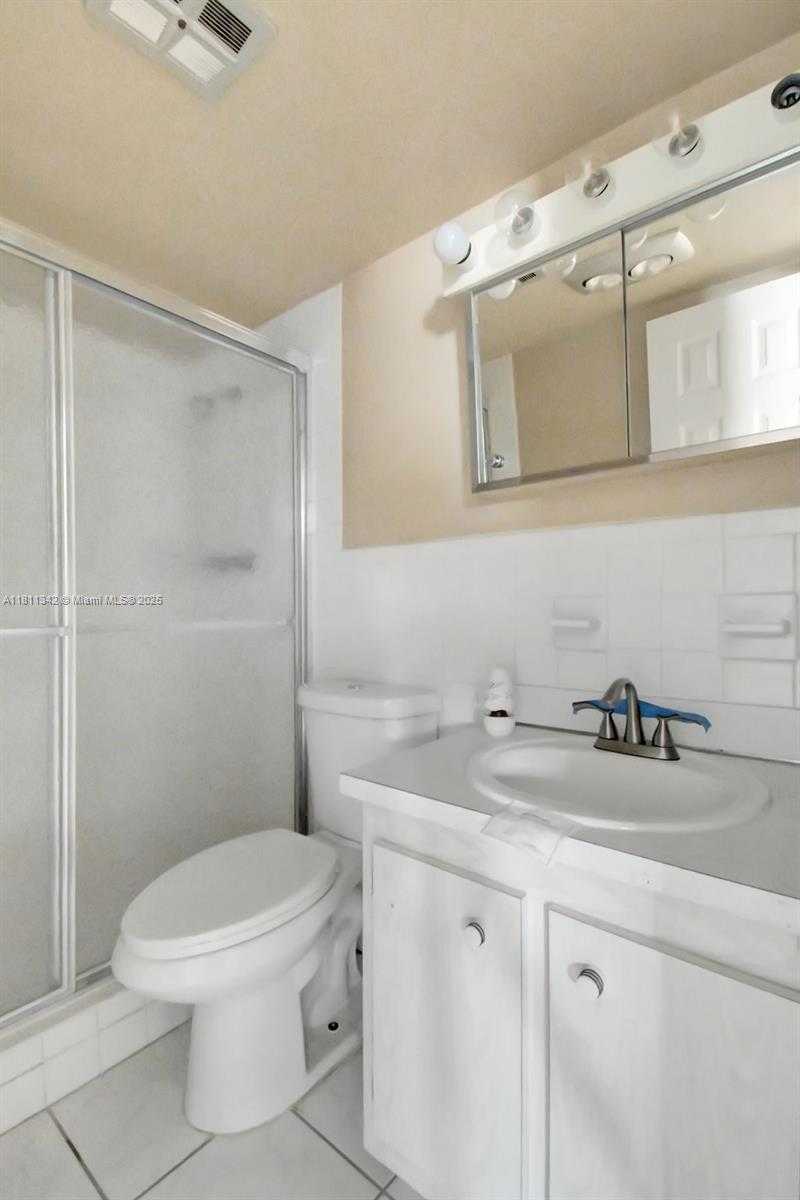 Small Image of 6211 SOUTH WEST 37TH ST #211, Davie Number 6
