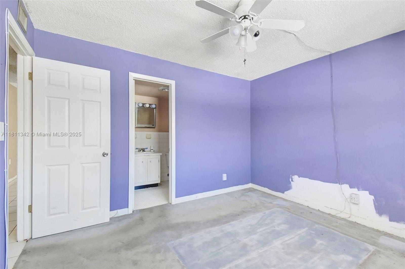 Small Image of 6211 SOUTH WEST 37TH ST #211, Davie Number 8