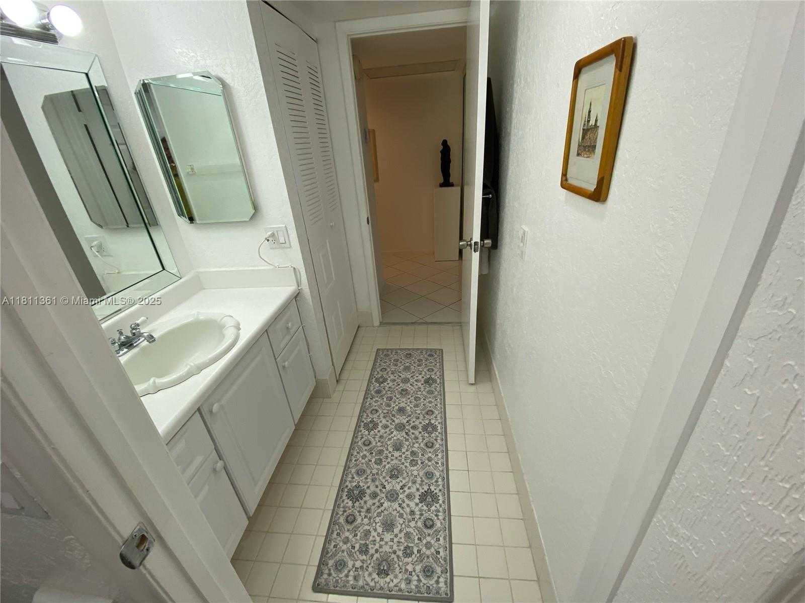 Small Image of 1902 BERMUDA CIR #G3, Coconut Creek Number 14