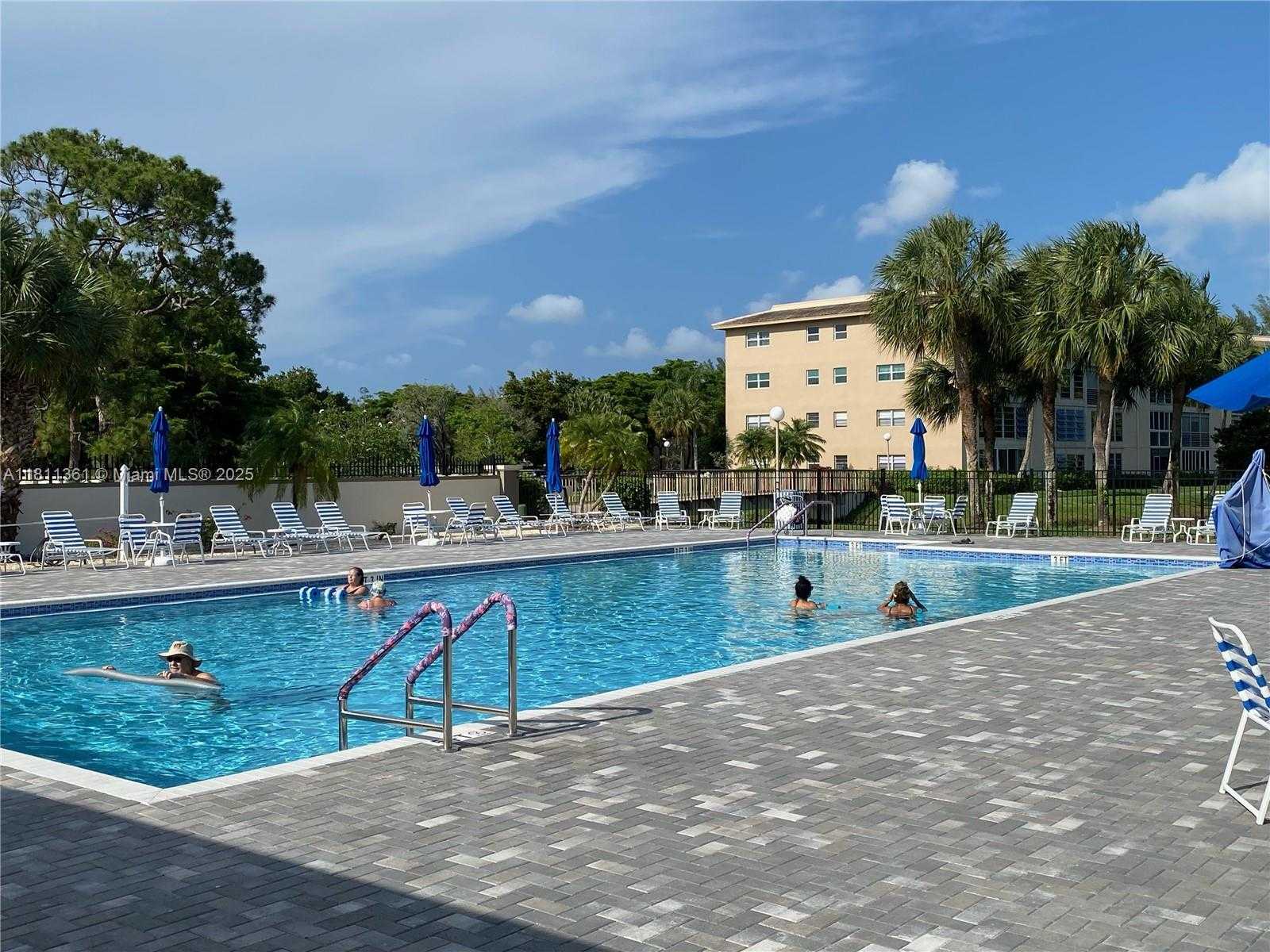 Small Image of 1902 BERMUDA CIR #G3, Coconut Creek Number 22