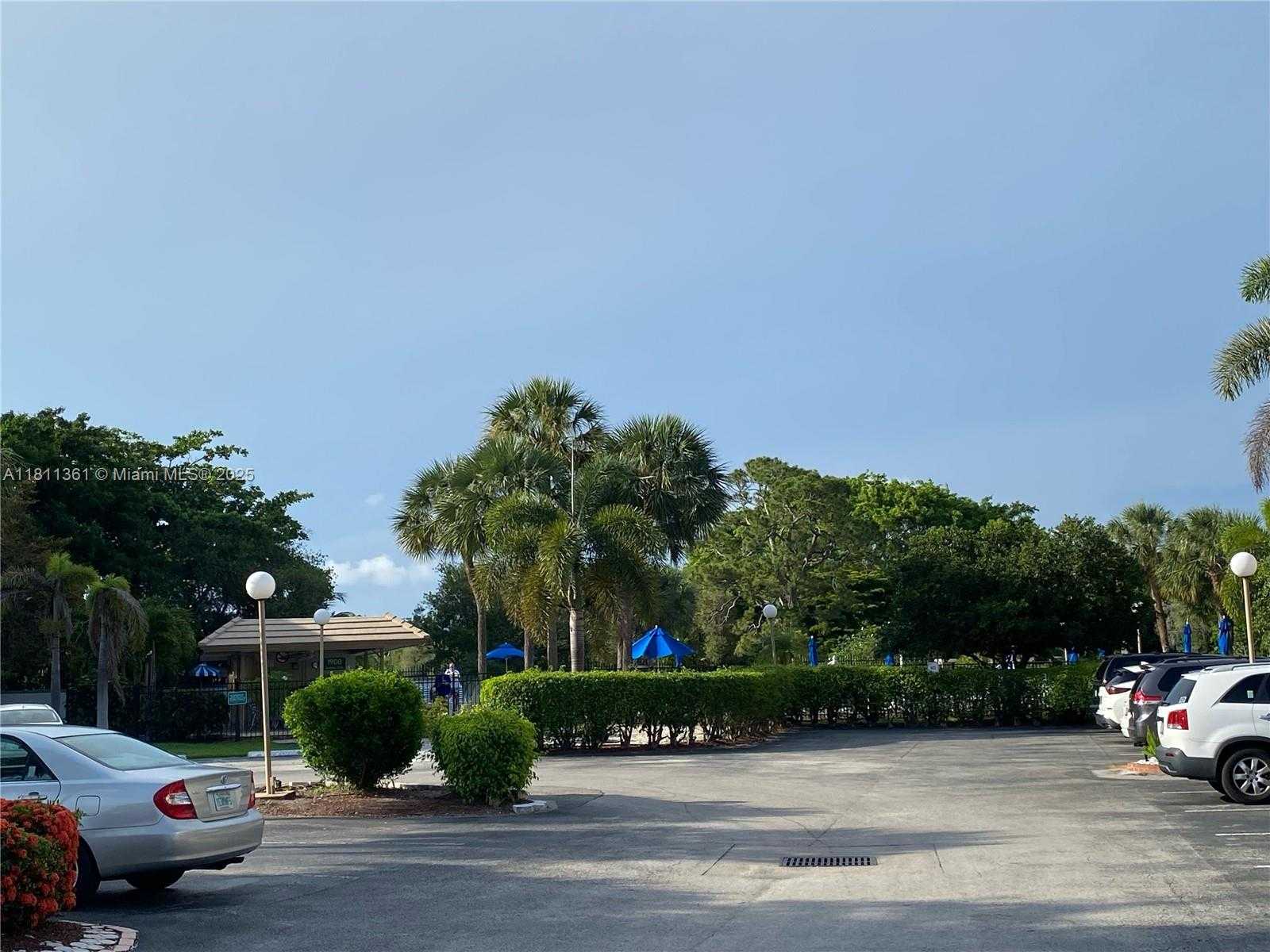 Small Image of 1902 BERMUDA CIR #G3, Coconut Creek Number 25