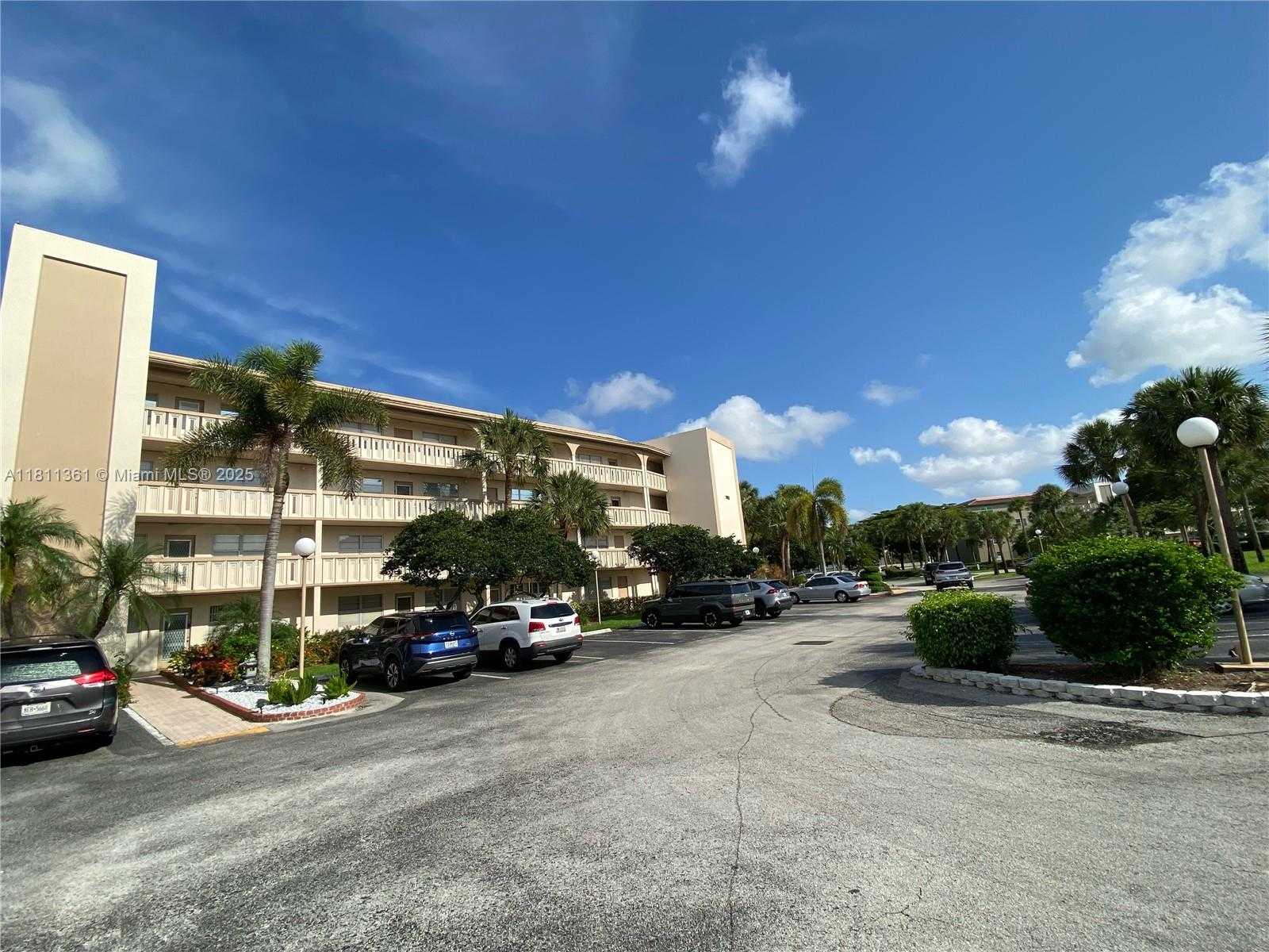 Small Image of 1902 BERMUDA CIR #G3, Coconut Creek Number 27