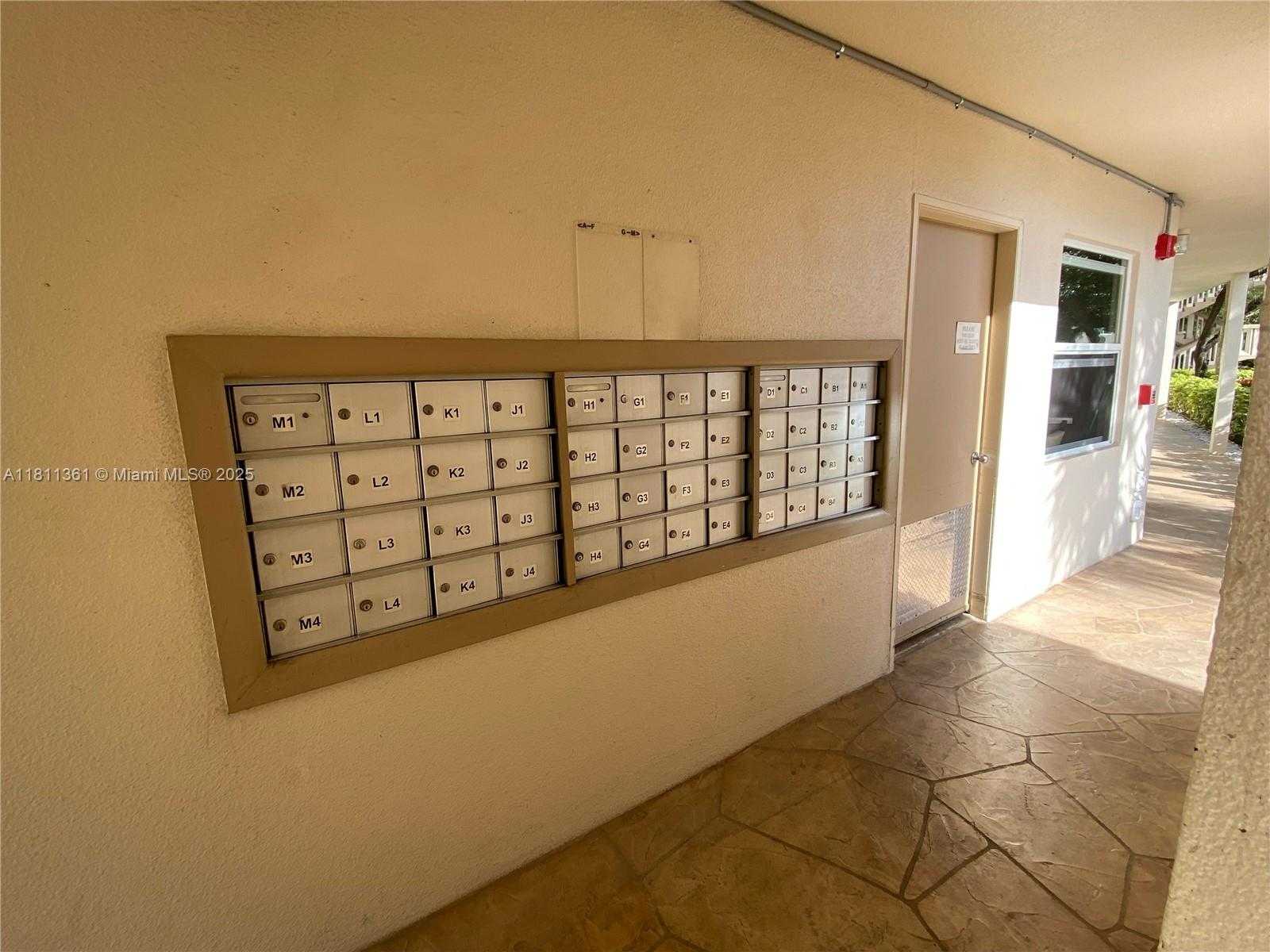 Small Image of 1902 BERMUDA CIR #G3, Coconut Creek Number 28