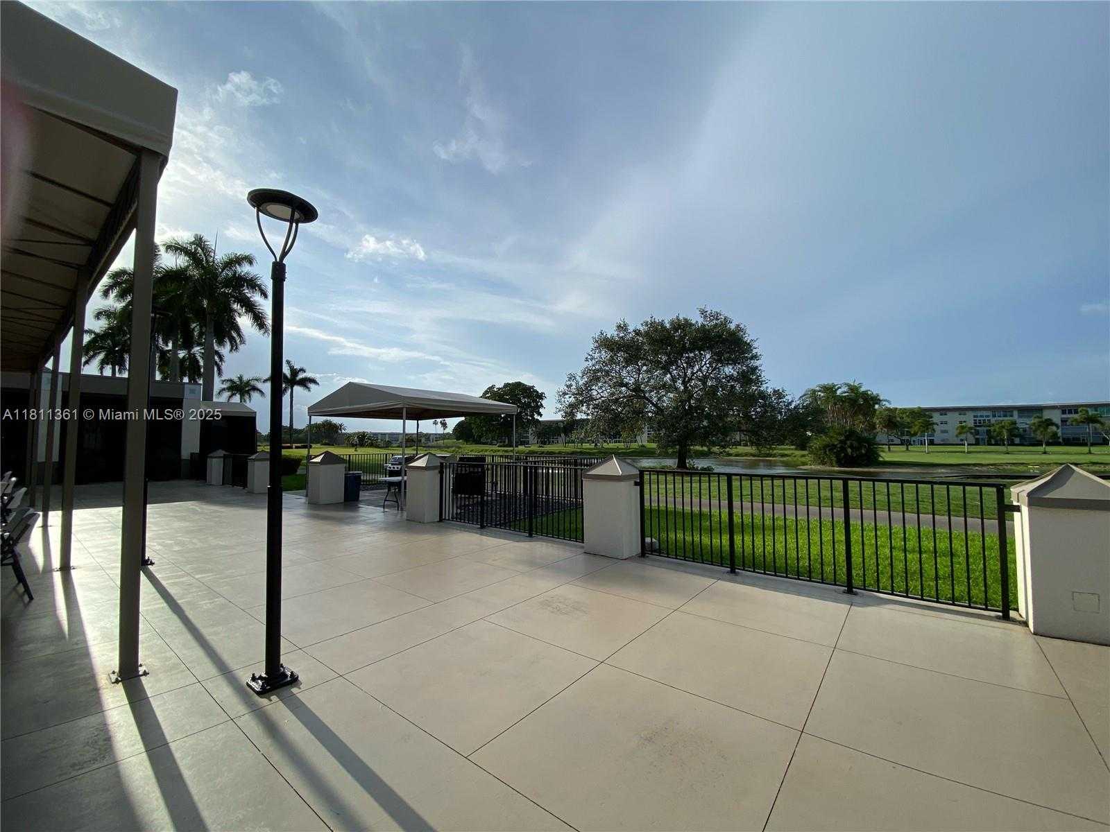 Small Image of 1902 BERMUDA CIR #G3, Coconut Creek Number 34