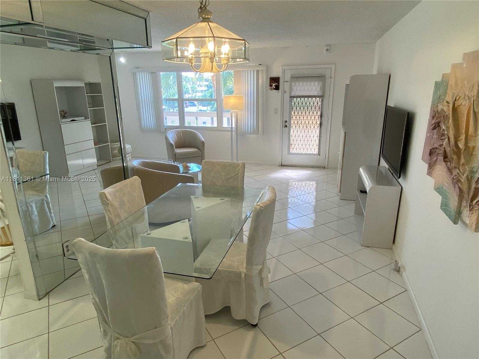 Small Image of 1902 BERMUDA CIR #G3, Coconut Creek Number 7