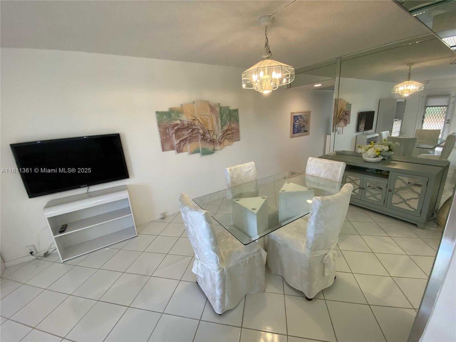 Small Image of 1902 BERMUDA CIR #G3, Coconut Creek Number 8