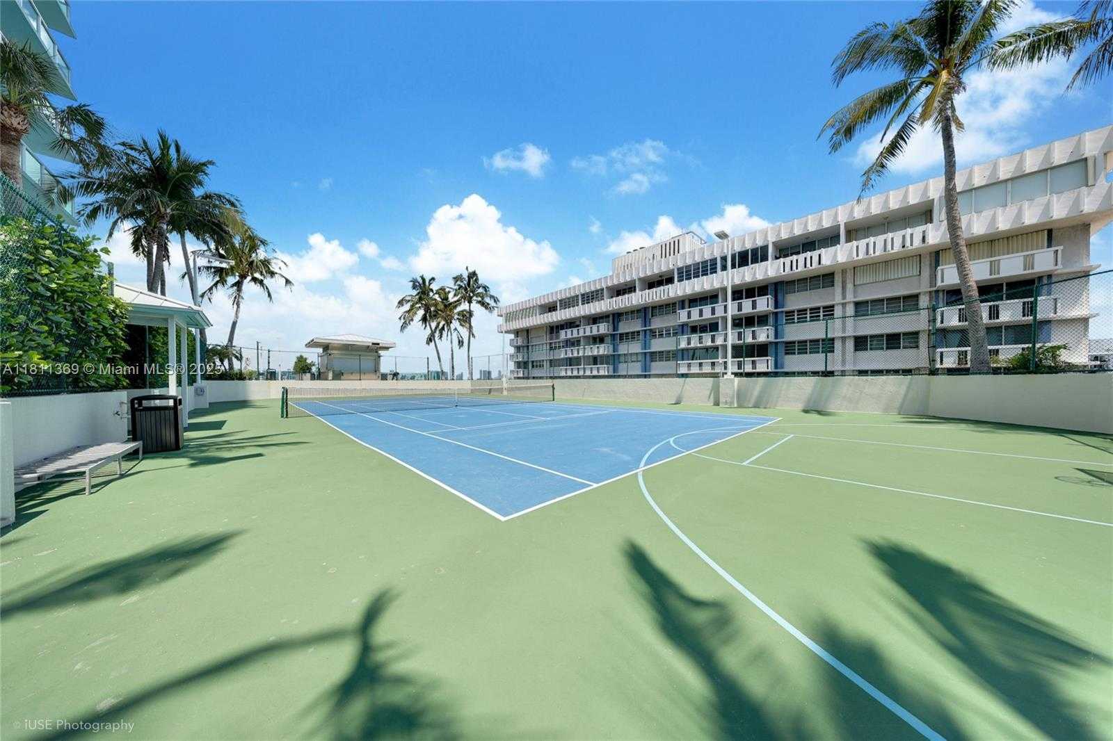 Small Image of 650 WEST AVE #PH09, Miami Beach Number 26