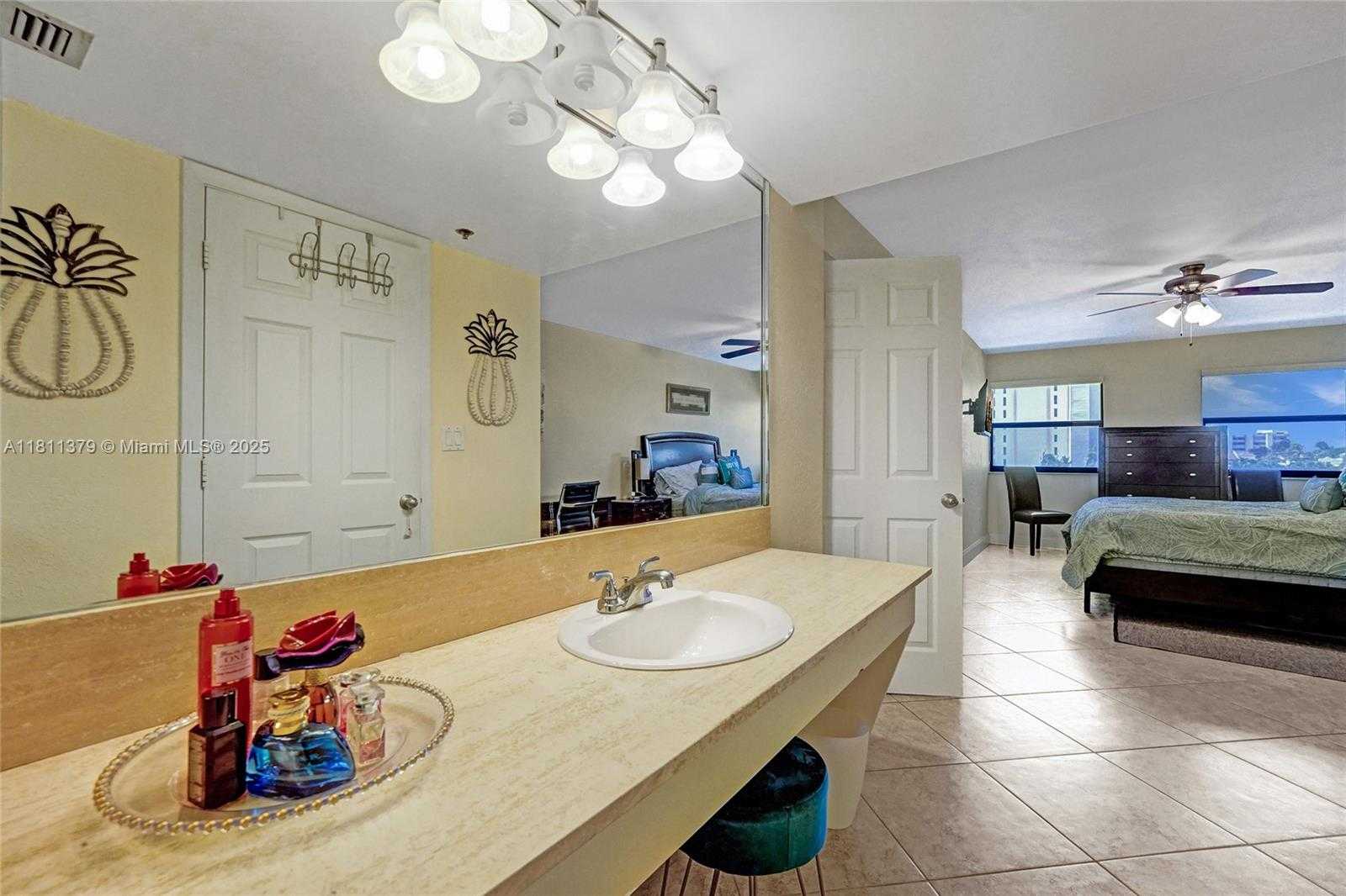 Small Image of 1201 SOUTH OCEAN DR #312N, Hollywood Number 13
