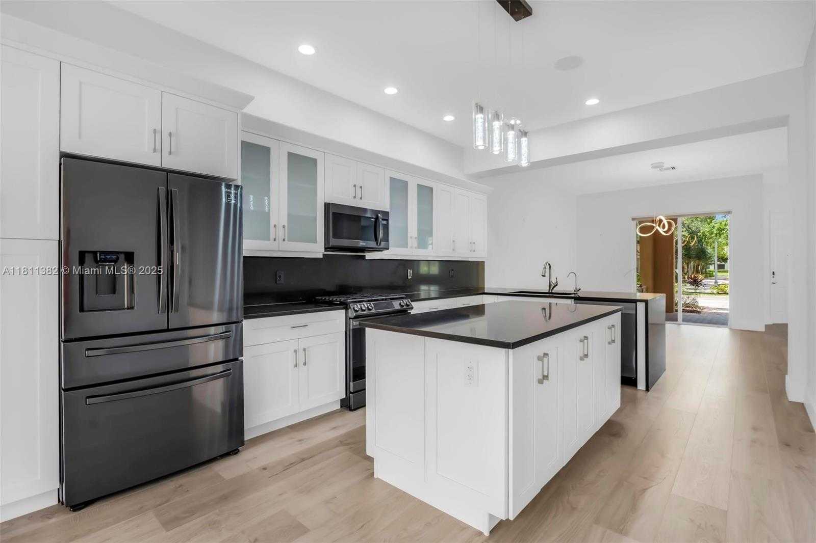 Small Image of 3040 NORTH WEST 126 AVE, Sunrise Number 3