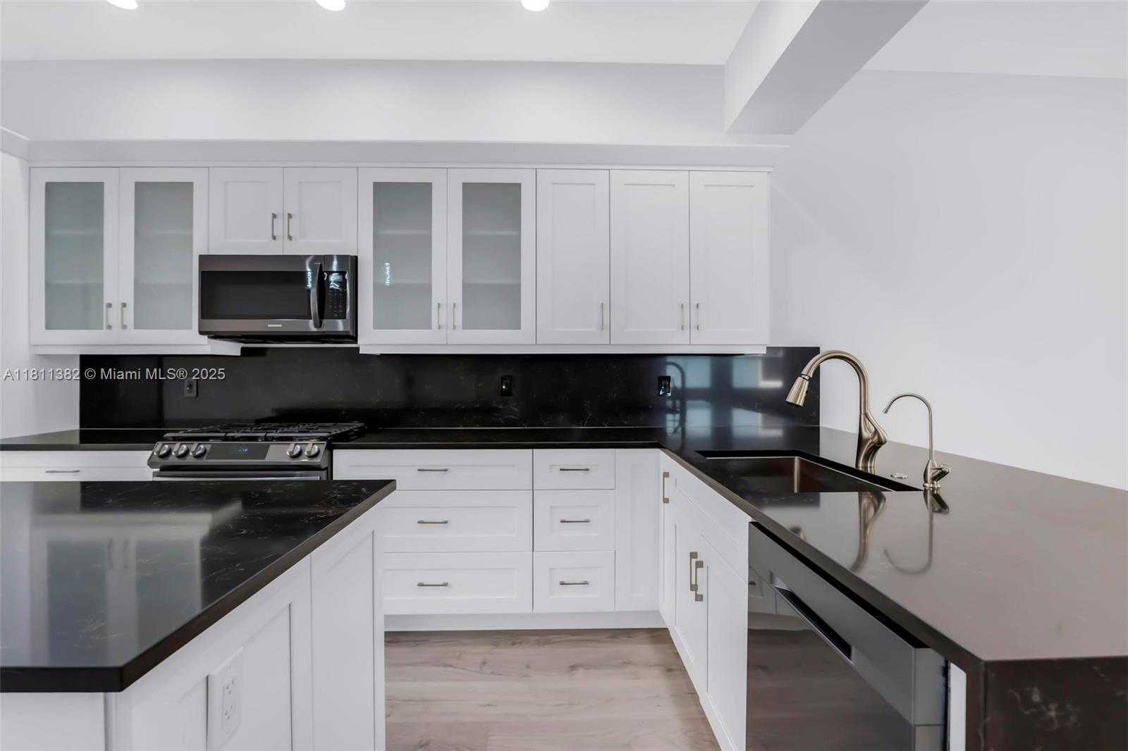 Small Image of 3040 NORTH WEST 126 AVE, Sunrise Number 9