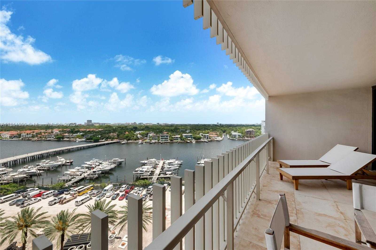Small Image of 2 GROVE ISLE DR #B1108, Miami Number 6