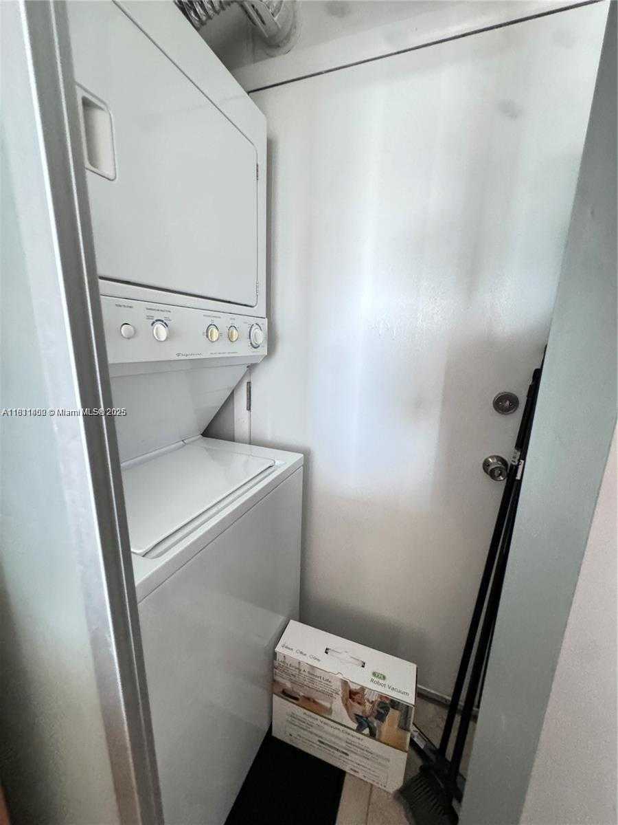 Small Image of 3660 NORTH EAST 166TH ST #603, North Miami Beach Number 14