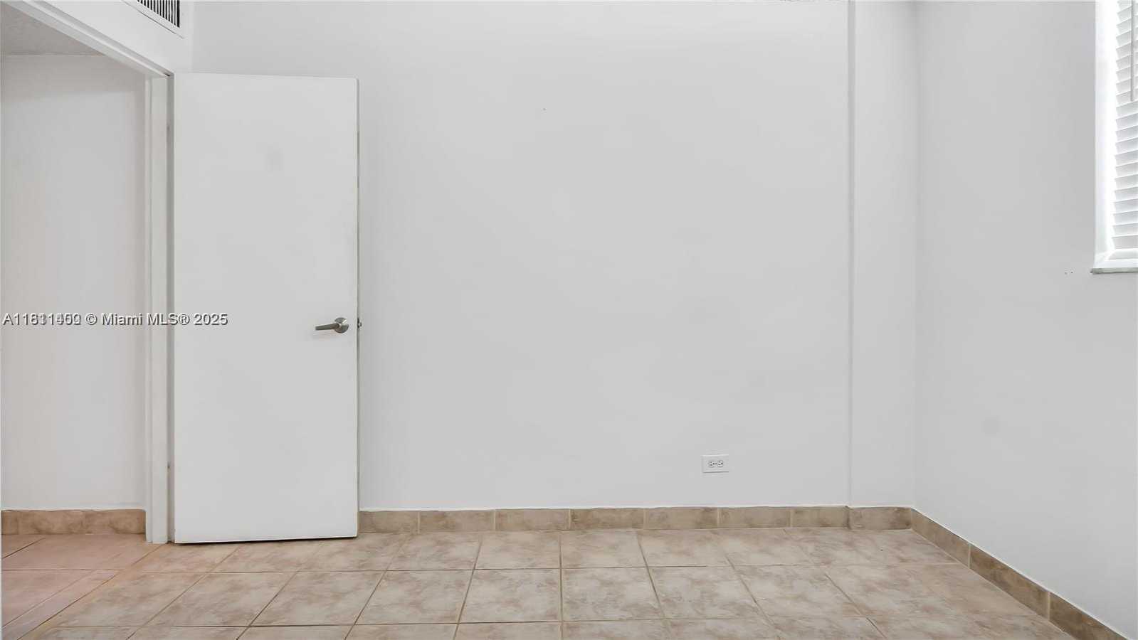 Small Image of 3660 NORTH EAST 166TH ST #603, North Miami Beach Number 6