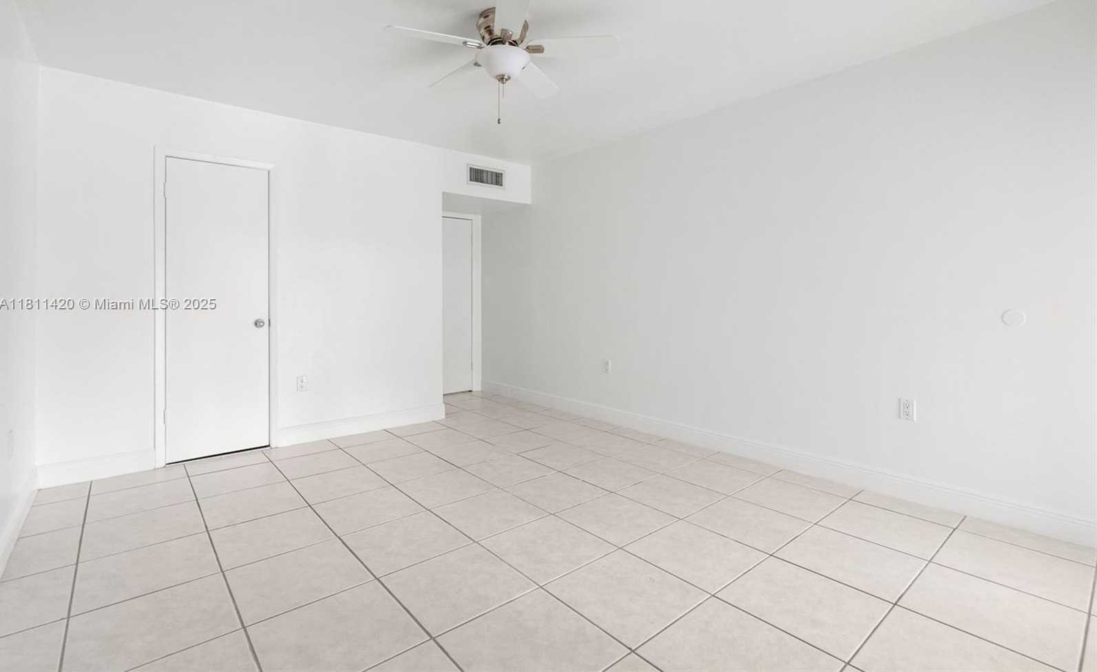 Small Image of 15504 SHARPECROFT DR, Miami Lakes Number 12