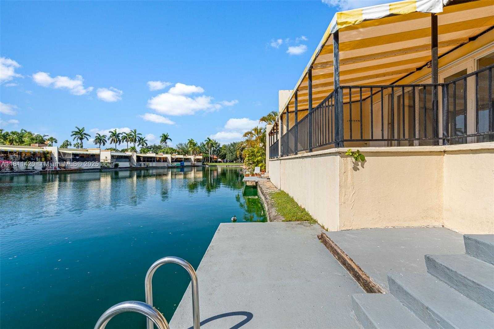 Small Image of 15504 SHARPECROFT DR, Miami Lakes Number 41