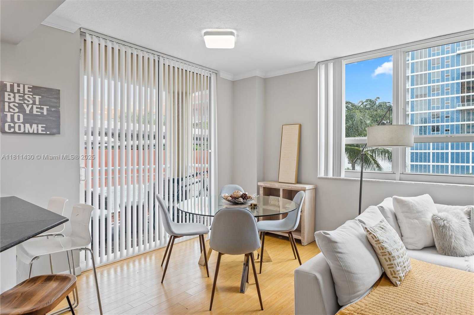 Small Image of 2000 NORTH BAYSHORE DR #401, Miami Number 5