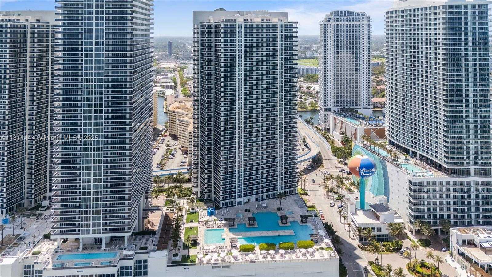 Small Image of 1800 SOUTH OCEAN DR #1708, Hallandale Beach Number 34
