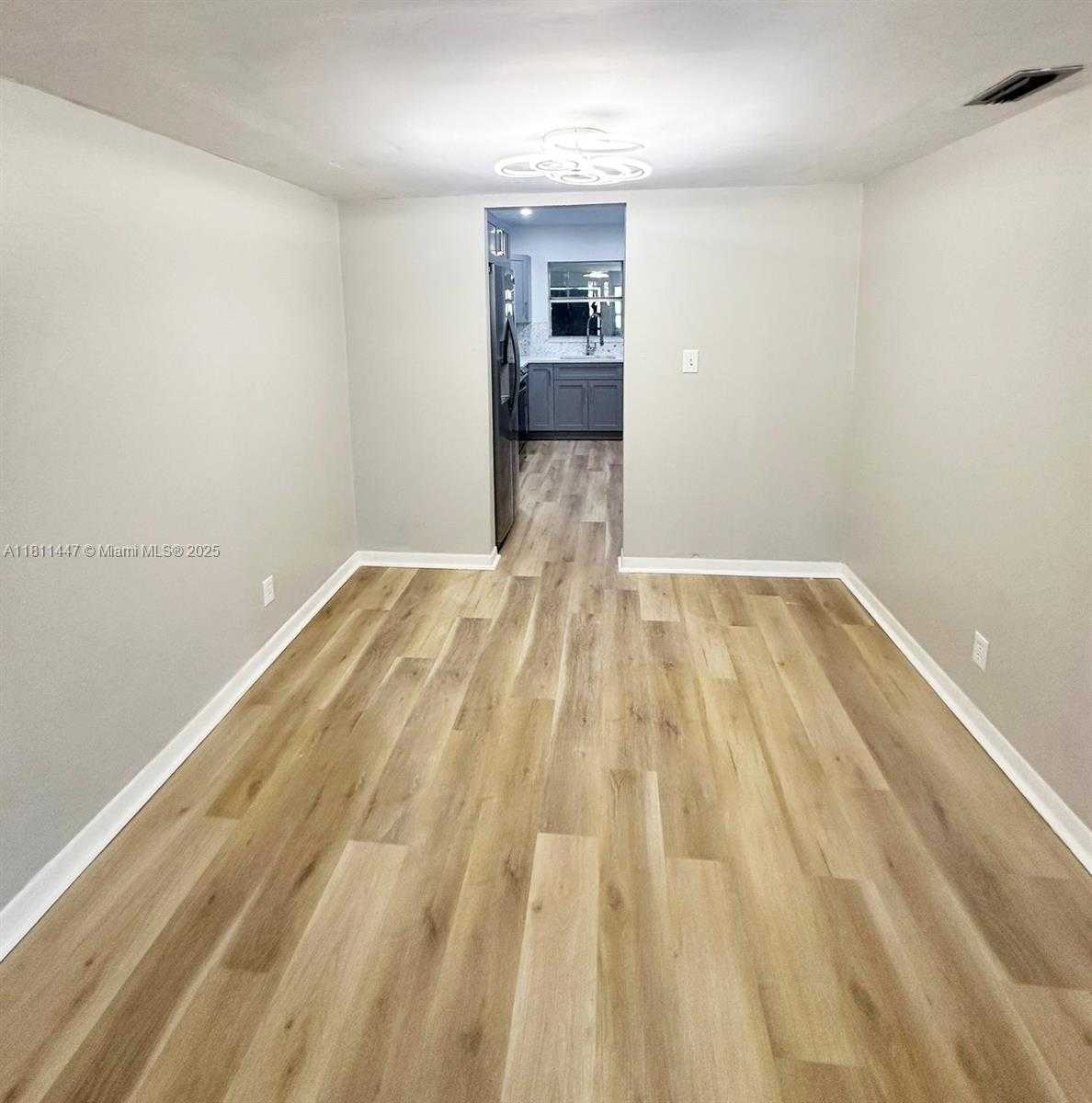 Small Image of 5824 BLUEBERRY CT #58, Lauderhill Number 8