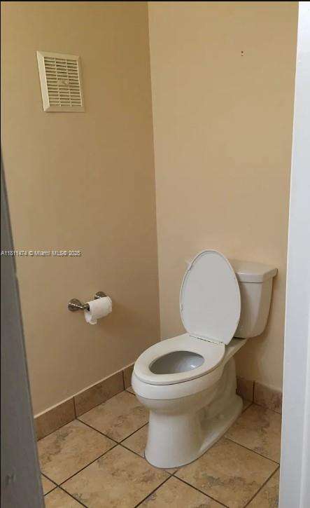 Small Image of 9365 FONTAINEBLEAU BLVD #E225, Miami Number 7