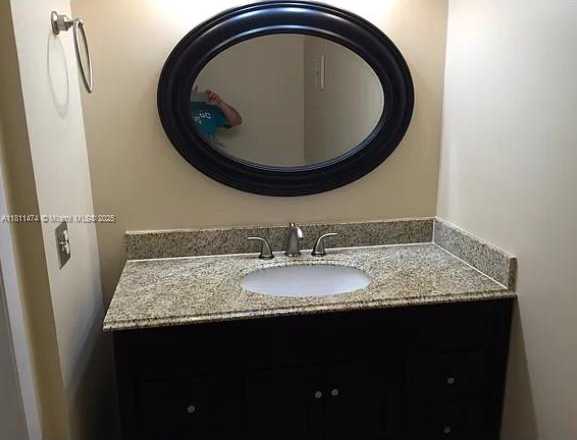 Small Image of 9365 FONTAINEBLEAU BLVD #E225, Miami Number 8