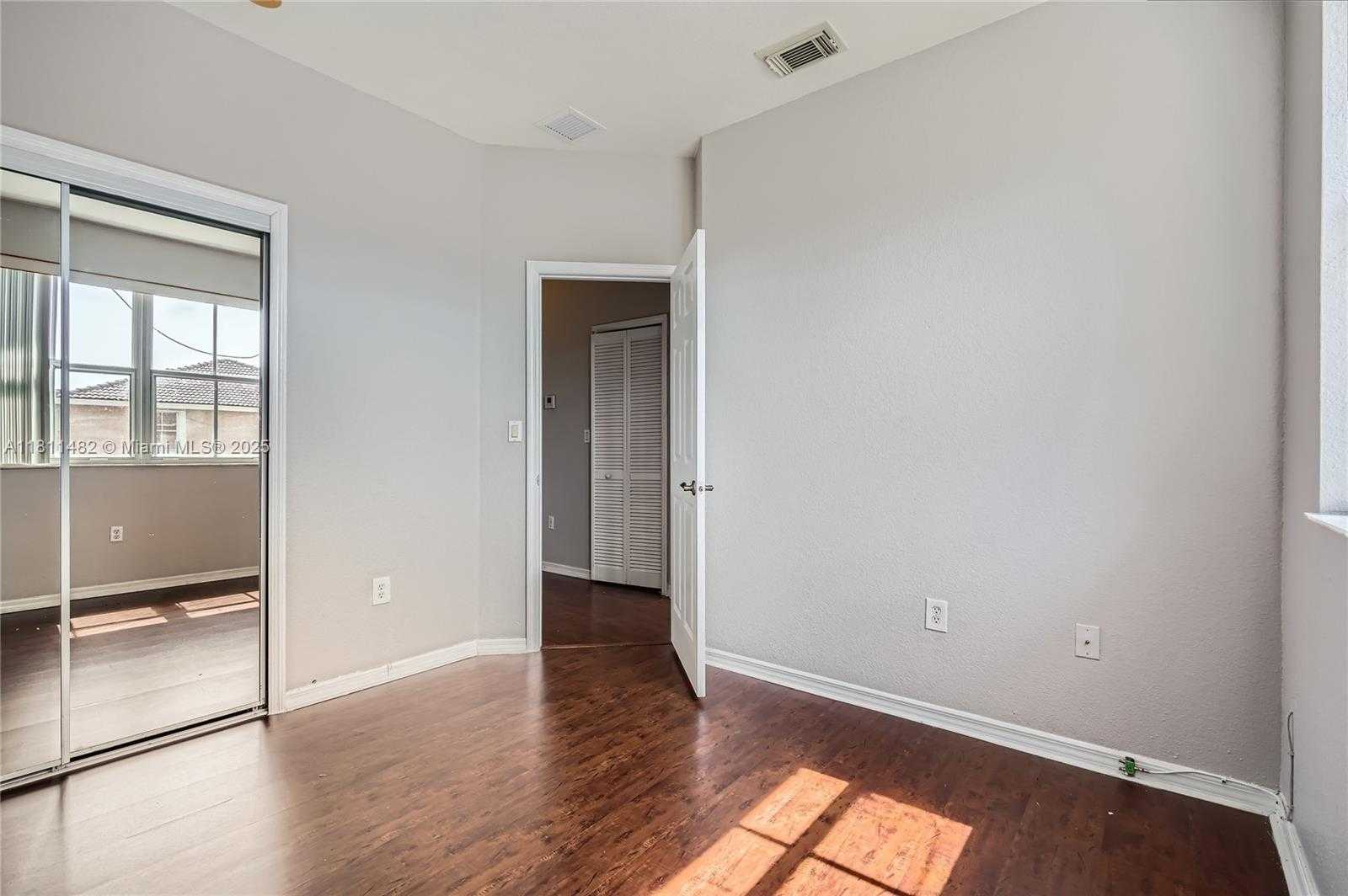 Small Image of 24363 SOUTH WEST 109TH AVE, Homestead Number 19
