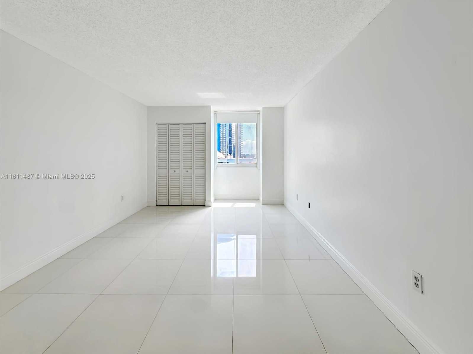 Small Image of 850 NORTH MIAMI AVE #W-1903, Miami Number 23