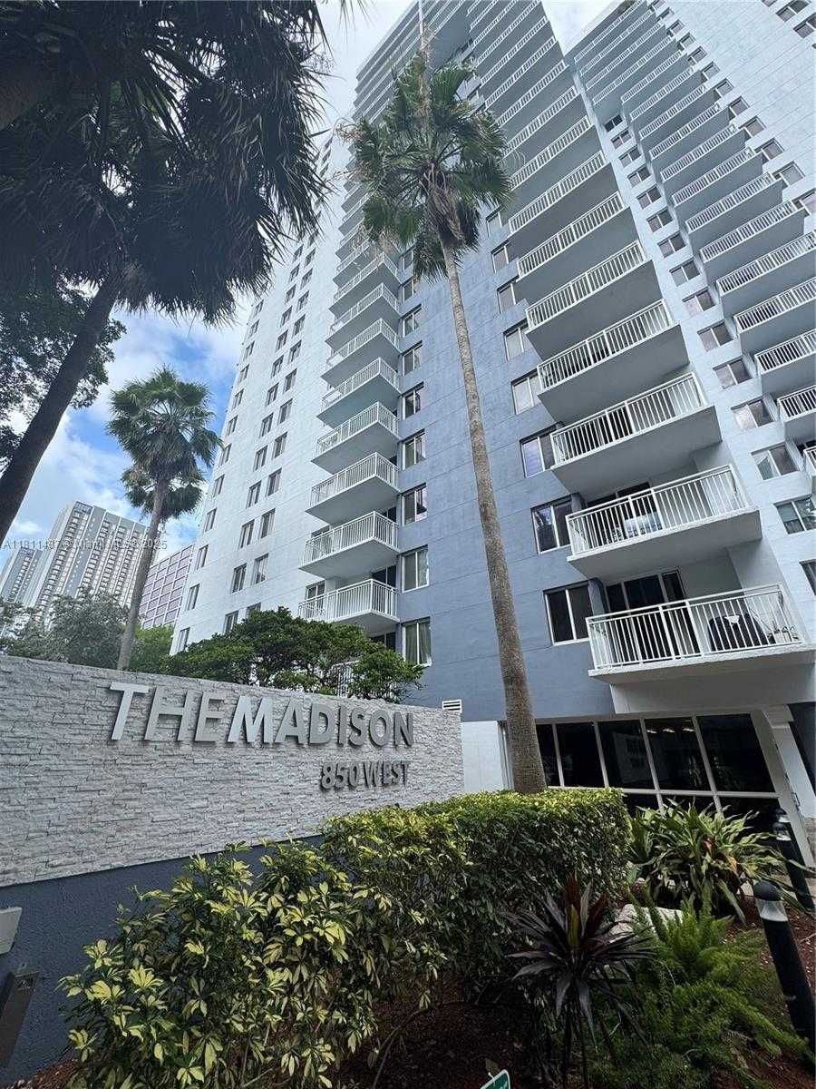 Small Image of 850 NORTH MIAMI AVE #W-1903, Miami Number 3