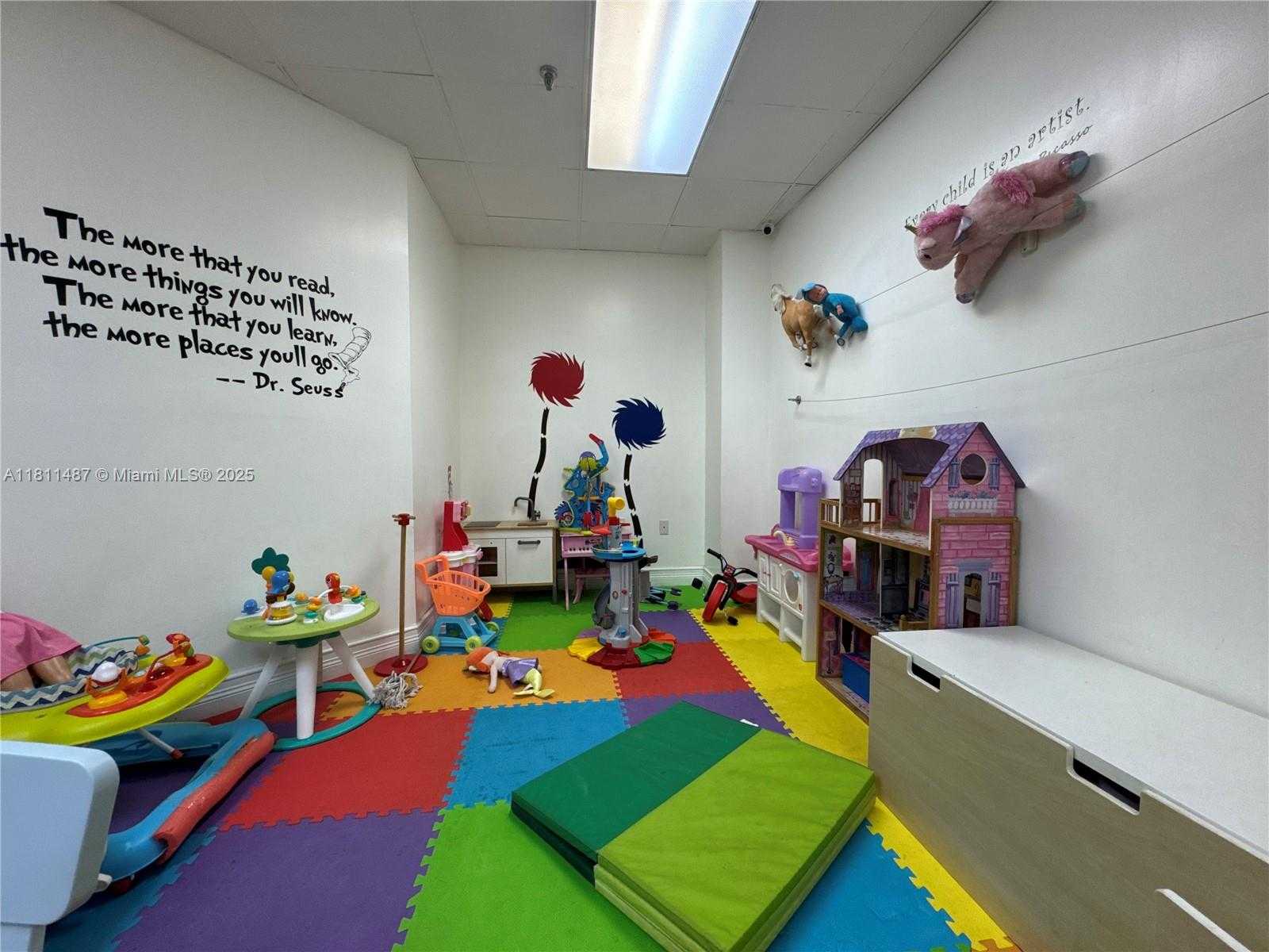 Small Image of 850 NORTH MIAMI AVE #W-1903, Miami Number 43