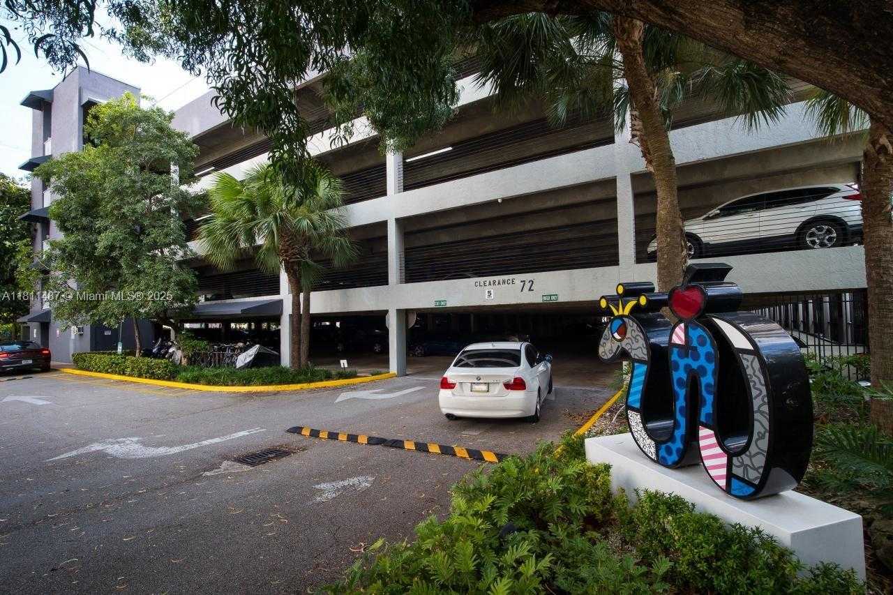 Small Image of 850 NORTH MIAMI AVE #W-1903, Miami Number 48