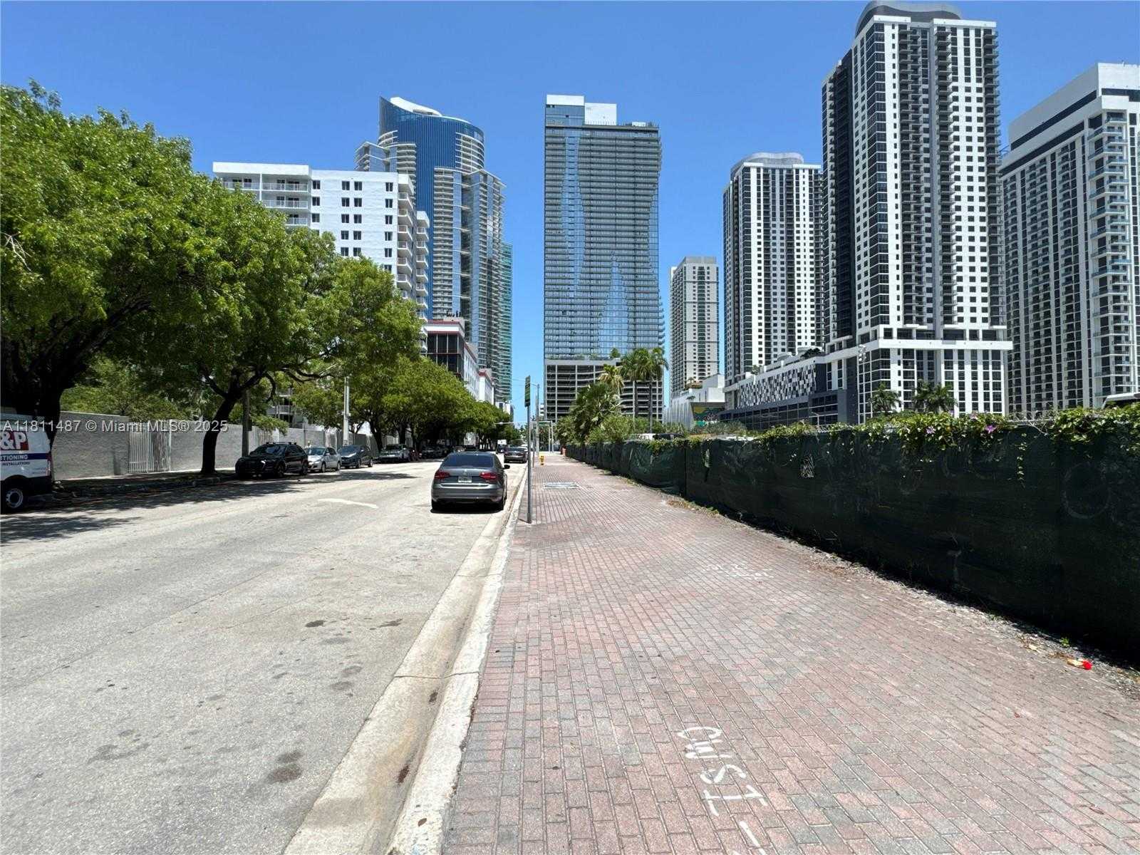 Small Image of 850 NORTH MIAMI AVE #W-1903, Miami Number 49
