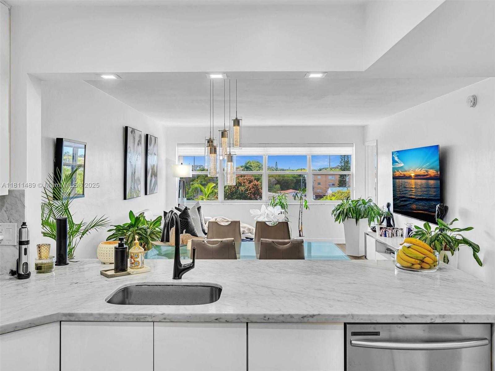 Small Image of 215 SOUTH EAST 3RD AVE #403C, Hallandale Beach Number 10