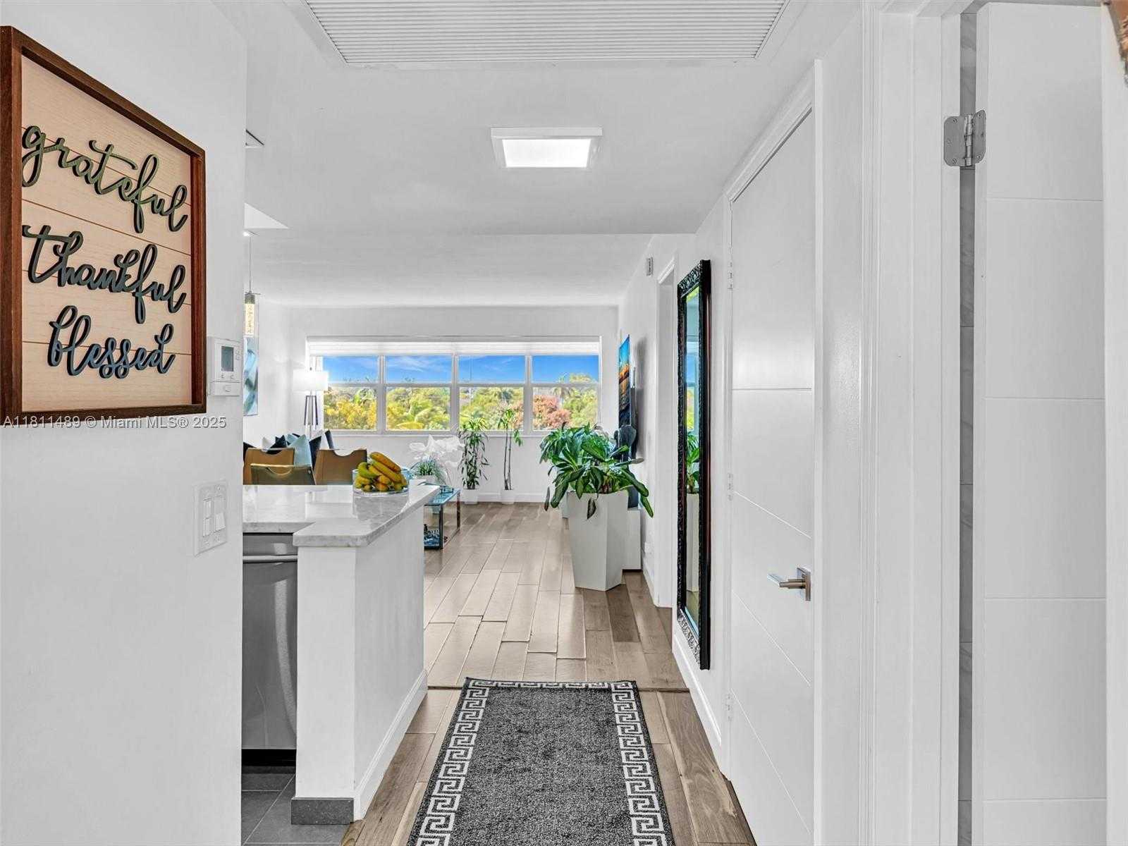 Small Image of 215 SOUTH EAST 3RD AVE #403C, Hallandale Beach Number 3
