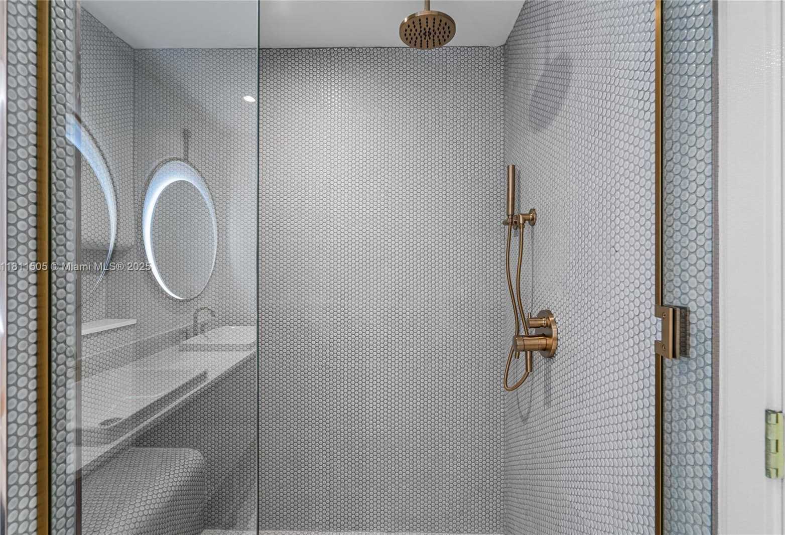 Small Image of 2678 TIGERTAIL AVE #513, Coconut Grove Number 17